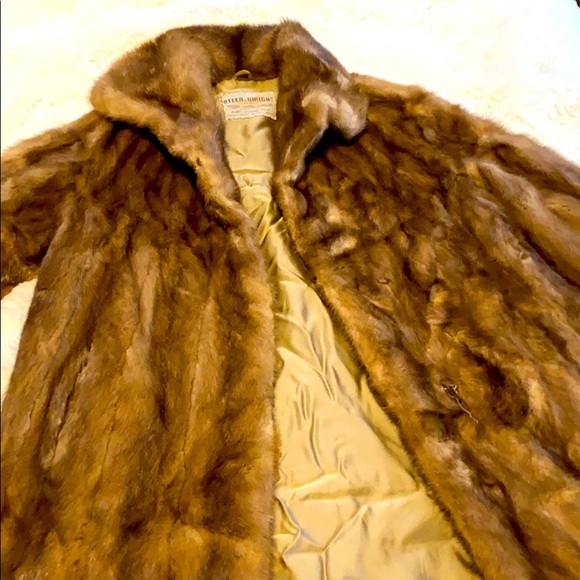 Jackets & Blazers - Vintage Fawn colored mink thigh length coat